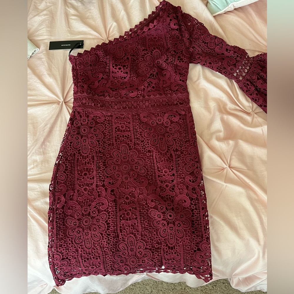 Lulus dress - Picture 2 of 4